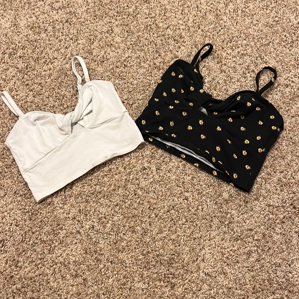 Hollister bundle of two tank tops